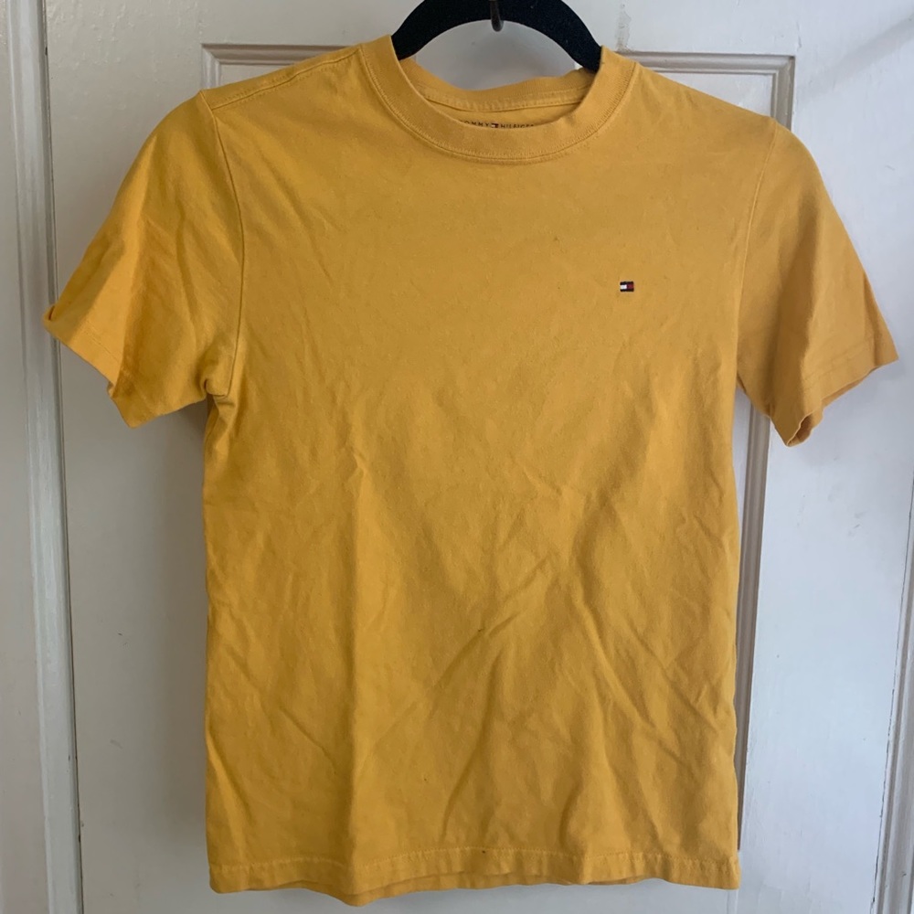 ‘🎈3 for $20’ | Tommy Hilfiger Crew-Neck T-Shirt